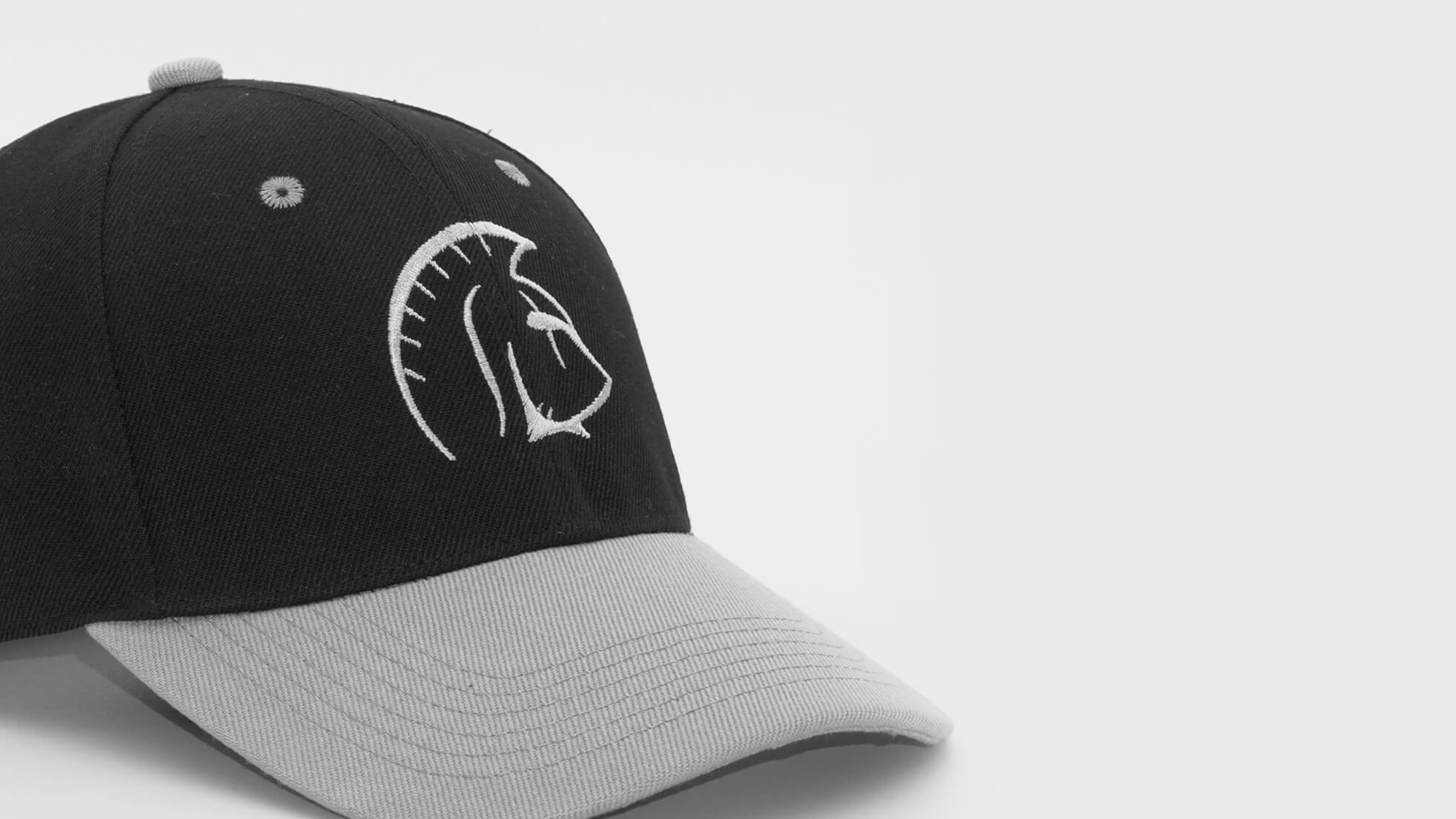 Gorra Adjustable (LOGO Crimson/White) 7 Gorra Adjustable (LOGO Crimson/White)
