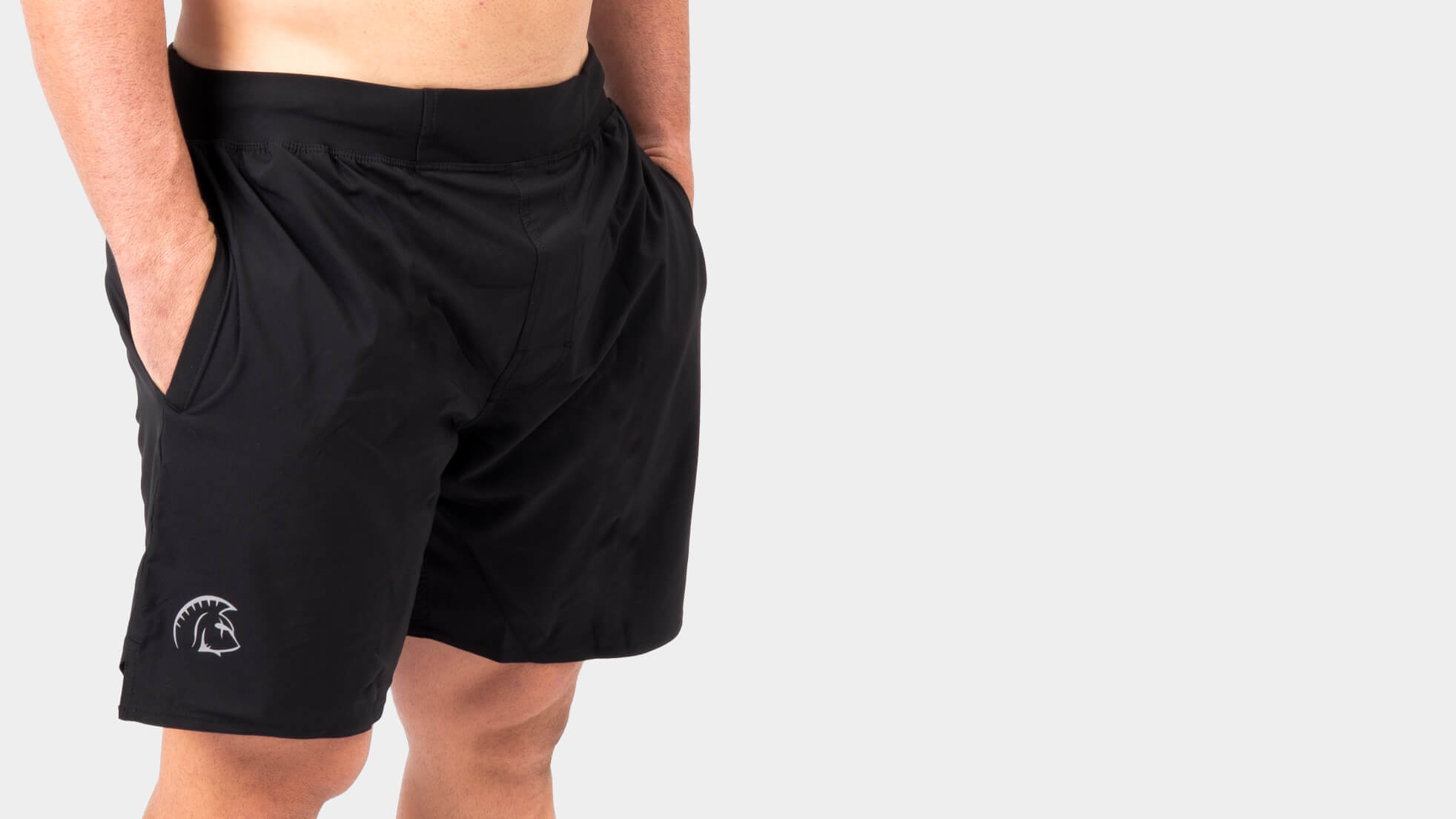 Pantalón Corto Hybrid Essential (Core Vanta)