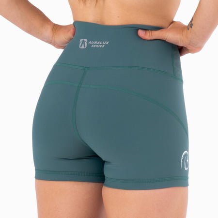 Pantalón corto AuraLux II Booty Cintura Alta (Core Forest Green) 2 Pantalón corto AuraLux II Booty Cintura Alta (Core Forest Green) - Imagen 2