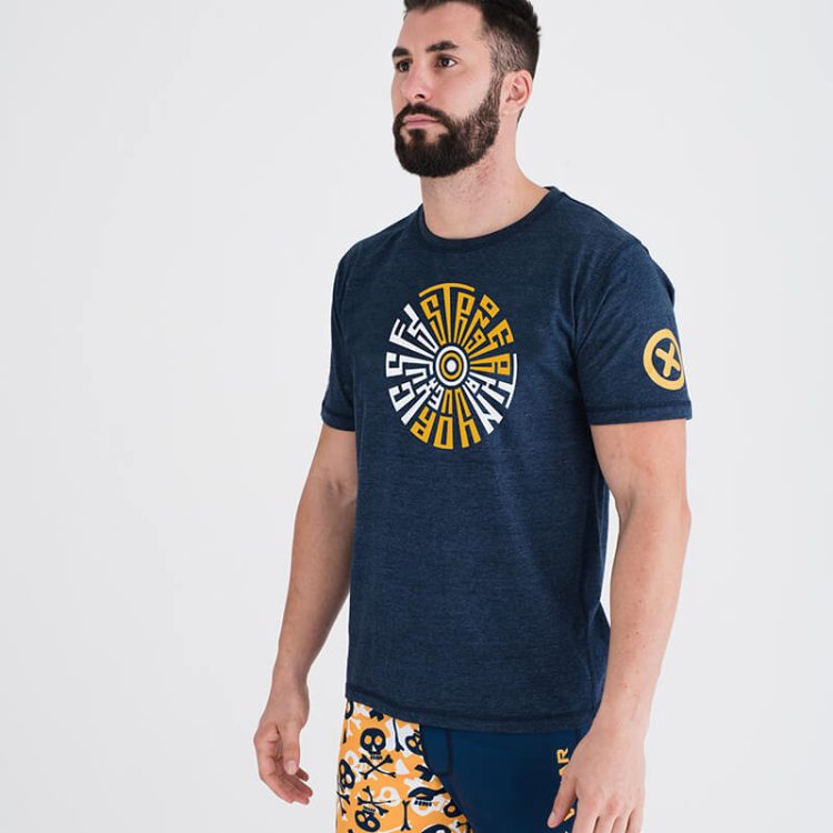 Camiseta Ecoactive (Stronger Than Excuses Yellow/navy)