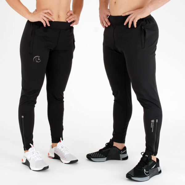 pantalon-de-chandal-cross-training-cross-shield-core-black